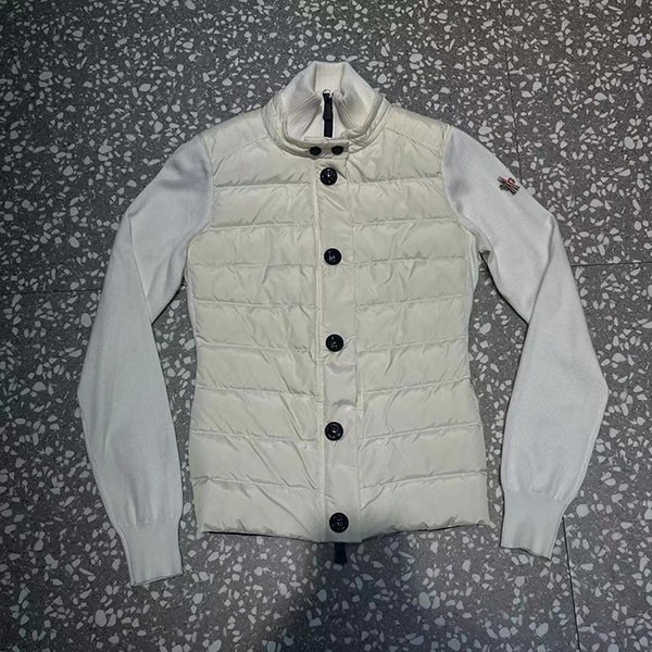 すぐ届 モンクレール CARDIGAN ダウンジャケット スーパーコピー mom22028